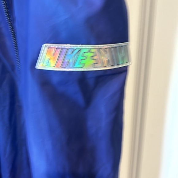 Nike purple small wind breaker jogger pants - Picture 2 of 6